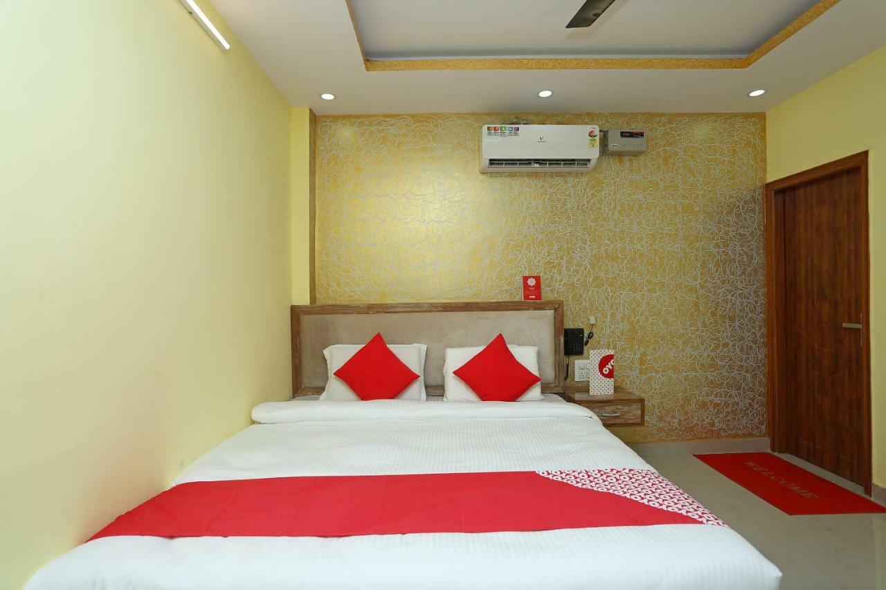 Hotel Oyo 18597 Satyam Meerut Exterior foto