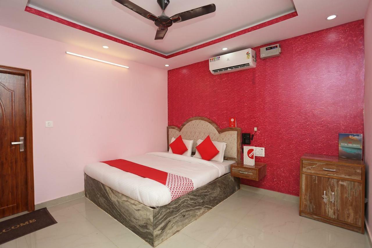 Hotel Oyo 18597 Satyam Meerut Exterior foto