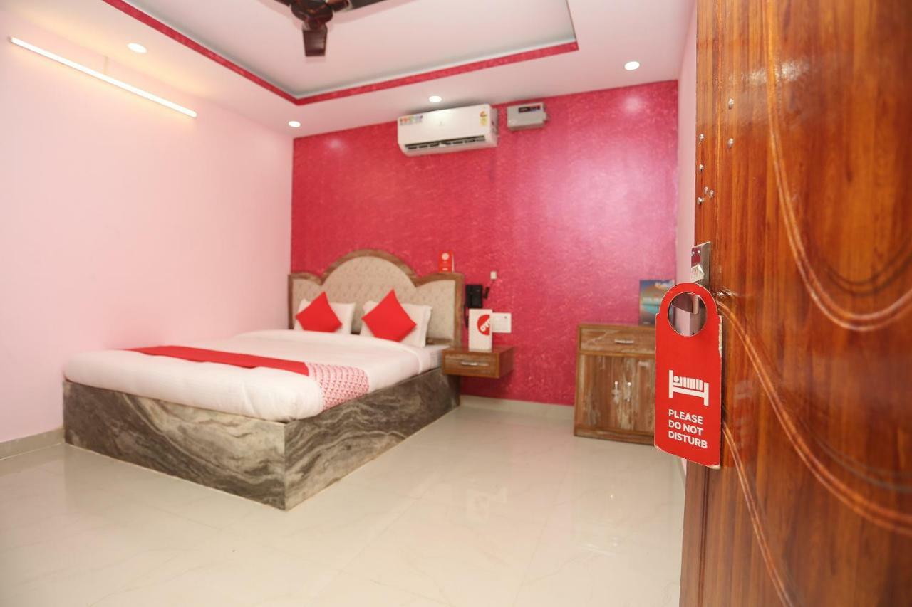 Hotel Oyo 18597 Satyam Meerut Exterior foto